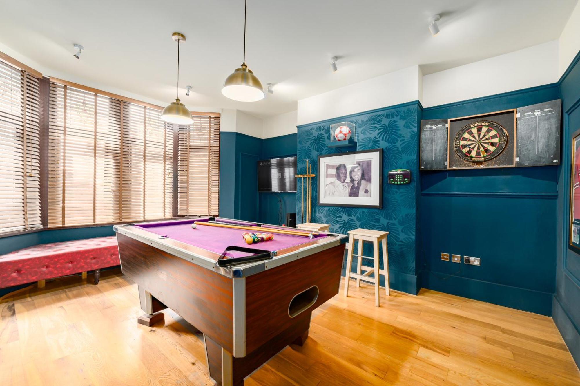 City Retreat, Spacious 4 Bed House, Games Room, Parking, Hot Tub & Bbq Cardiff Esterno foto