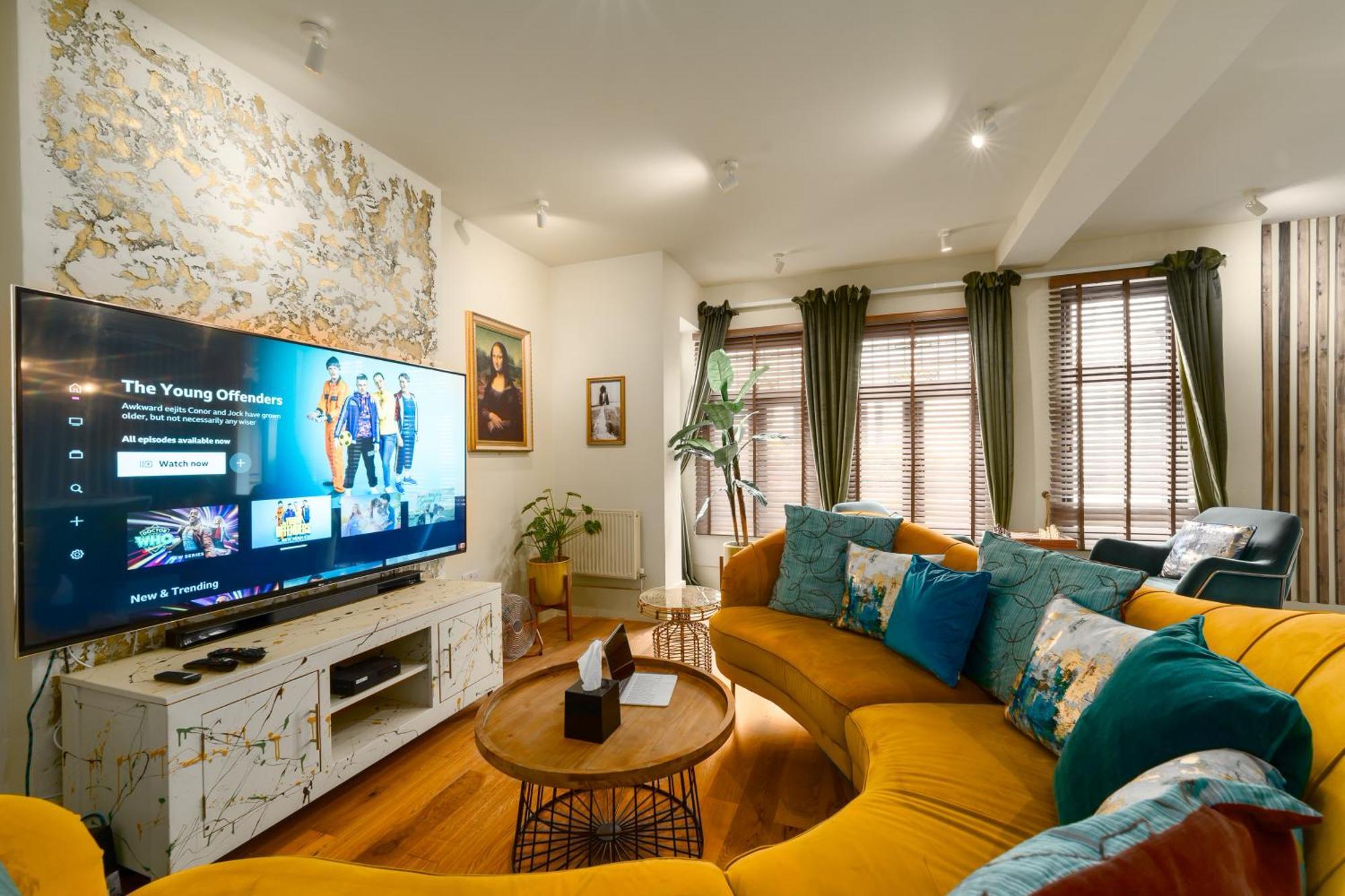 City Retreat, Spacious 4 Bed House, Games Room, Parking, Hot Tub & Bbq Cardiff Esterno foto