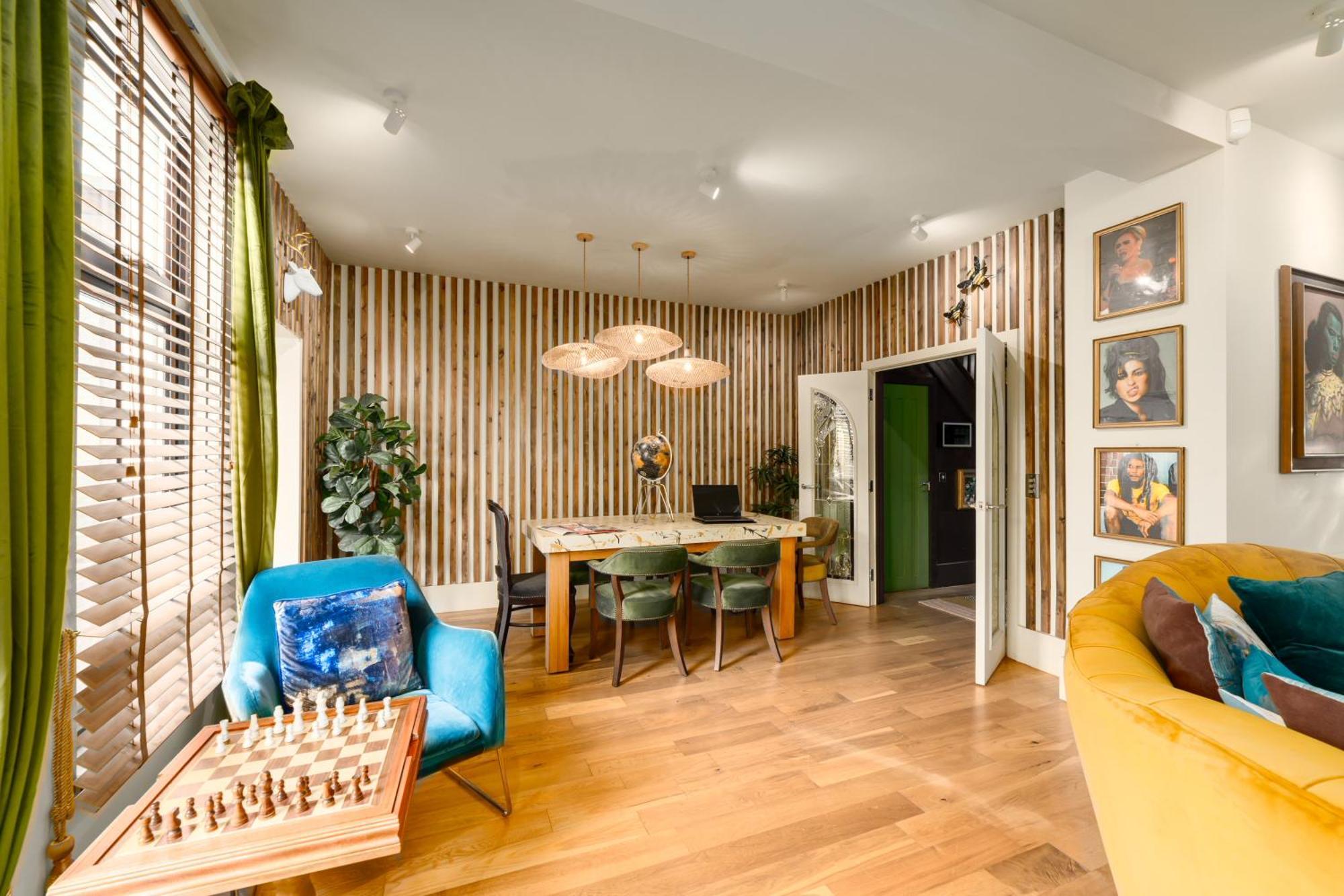 City Retreat, Spacious 4 Bed House, Games Room, Parking, Hot Tub & Bbq Cardiff Esterno foto